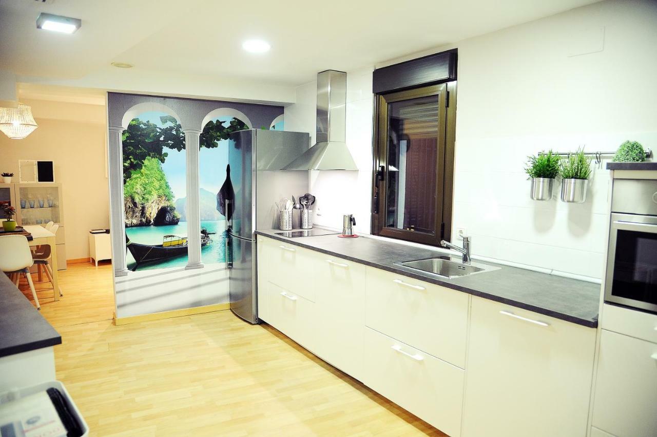 Dones Apartamento En El Casco Historico De Zaragoza Buitenkant foto
