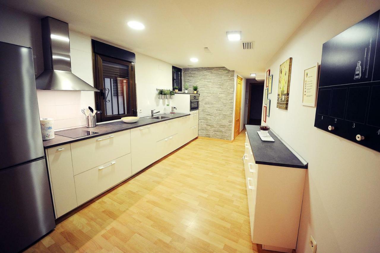 Dones Apartamento En El Casco Historico De Zaragoza Buitenkant foto